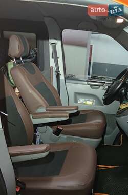 Минивэн Volkswagen Transporter 2008 в 