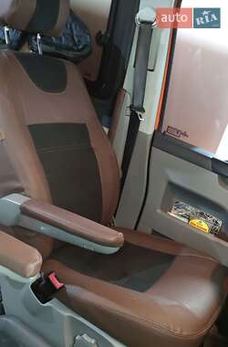 Минивэн Volkswagen Transporter 2008 в 