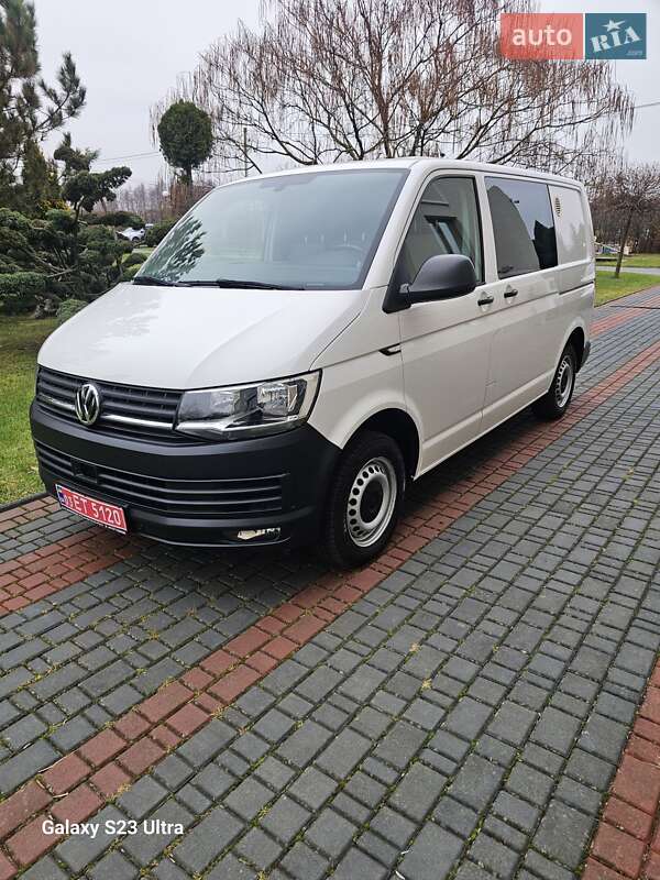 Вантажний фургон Volkswagen Transporter 2018 в Луцьку