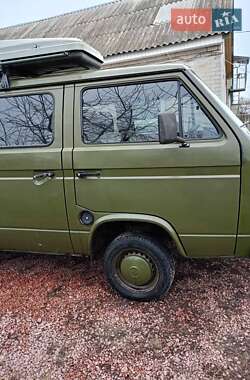 Вантажопасажирський фургон Volkswagen Transporter 1988 в Чернігові