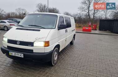 Мінівен Volkswagen Transporter 2002 в Стрию