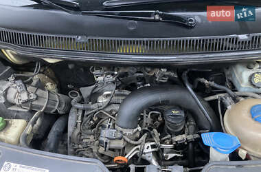 Грузовой фургон Volkswagen Transporter 2012 в 