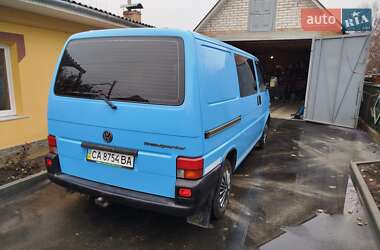 Мінівен Volkswagen Transporter 2000 в Умані