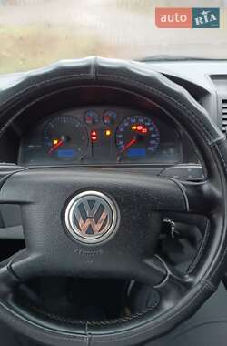 Минивэн Volkswagen Transporter 2005 в 