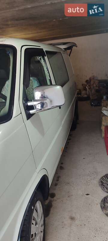 Минивэн Volkswagen Transporter 2001 в Тульчине