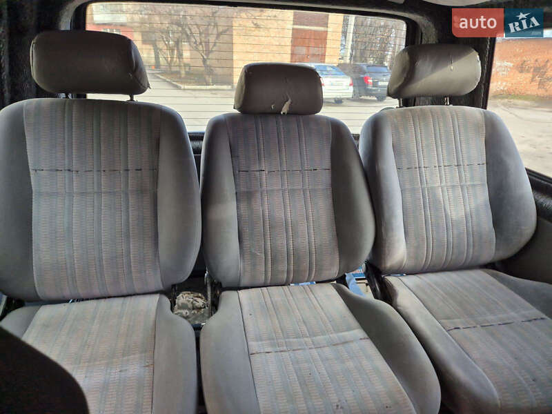 Минивэн Volkswagen Transporter 2004 в Кропивницком