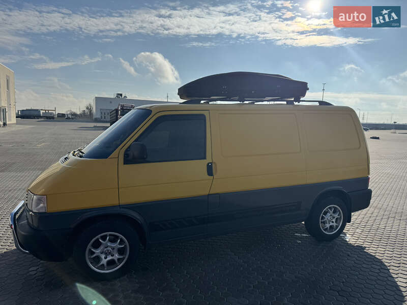 Грузовой фургон Volkswagen Transporter 1999 в Одессе