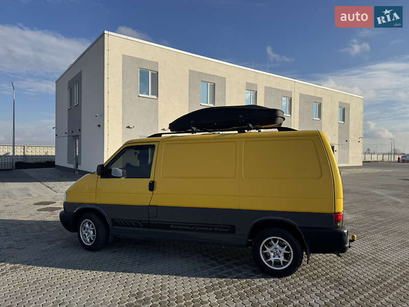 Грузовой фургон Volkswagen Transporter 1999 в Одессе