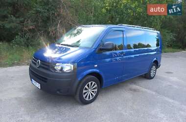 Мінівен Volkswagen Transporter 2011 в Бучі