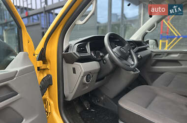 Грузовой фургон Volkswagen Transporter 2020 в 