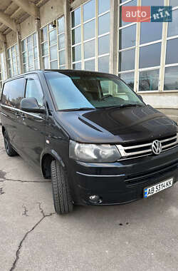 Вантажний фургон Volkswagen Transporter 2010 в Вінниці