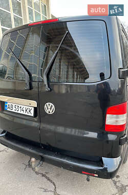 Вантажний фургон Volkswagen Transporter 2010 в Вінниці