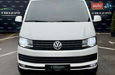 Мінівен Volkswagen Transporter 2016 в Києві