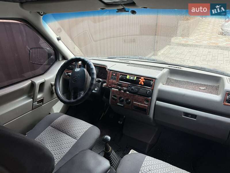 Минивэн Volkswagen Transporter 1999 в Ирпене
