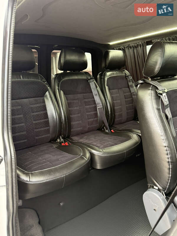 Минивэн Volkswagen Transporter 2020 в Киеве