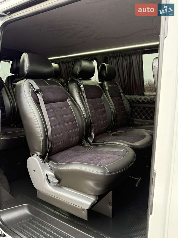 Минивэн Volkswagen Transporter 2020 в Киеве