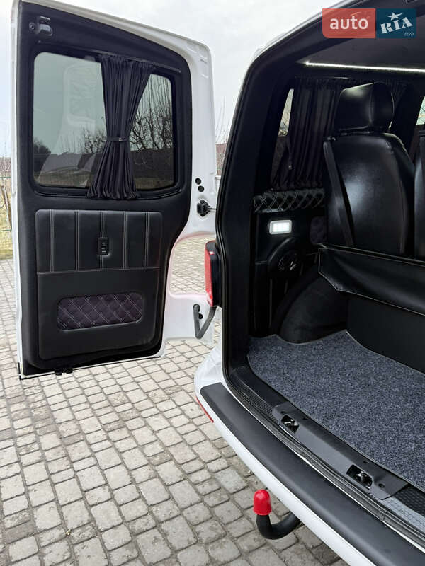 Минивэн Volkswagen Transporter 2020 в Киеве
