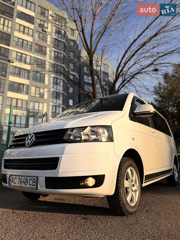 Минивэн Volkswagen Transporter 2011 в Луцке