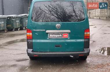Минивэн Volkswagen Transporter 2004 в 