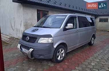 Вантажопасажирський фургон Volkswagen Transporter 2006 в Надвірній