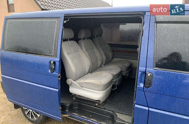 Мінівен Volkswagen Transporter 2000 в Сарнах