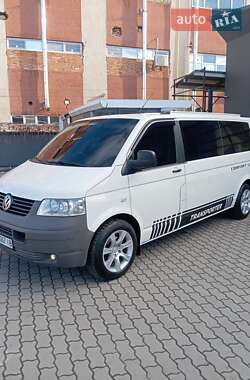 Мінівен Volkswagen Transporter 2005 в Калуші