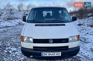 Мінівен Volkswagen Transporter 2002 в Здолбуніві