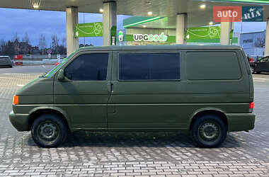 Мінівен Volkswagen Transporter 2002 в Луцьку