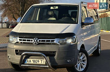 Мінівен Volkswagen Transporter 2010 в Бучі