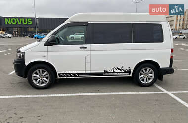 Минивэн Volkswagen Transporter 2014 в 