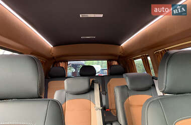 Минивэн Volkswagen Transporter 2014 в 
