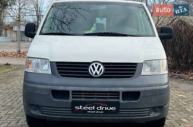 Мінівен Volkswagen Transporter 2004 в Миколаєві