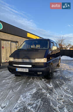 Мінівен Volkswagen Transporter 2000 в Рахові