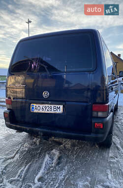 Минивэн Volkswagen Transporter 2000 в Рахове