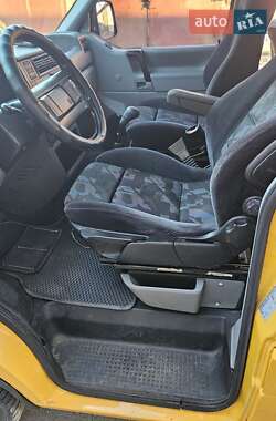Минивэн Volkswagen Transporter 1998 в 