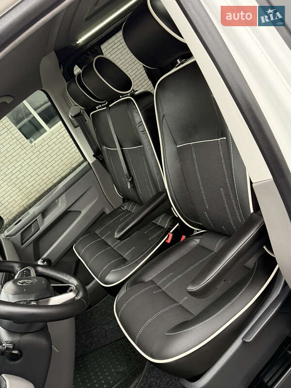 Минивэн Volkswagen Transporter 2020 в Киеве
