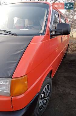 Минивэн Volkswagen Transporter 2000 в 