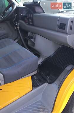 Минивэн Volkswagen Transporter 1998 в 