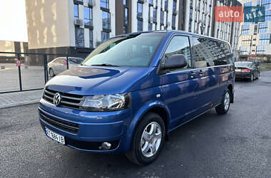 Мінівен Volkswagen Transporter 2012 в Івано-Франківську