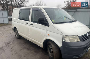 Вантажопасажирський фургон Volkswagen Transporter 2004 в Хмельницькому