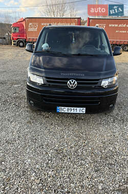 Минивэн Volkswagen Transporter 2009 в 