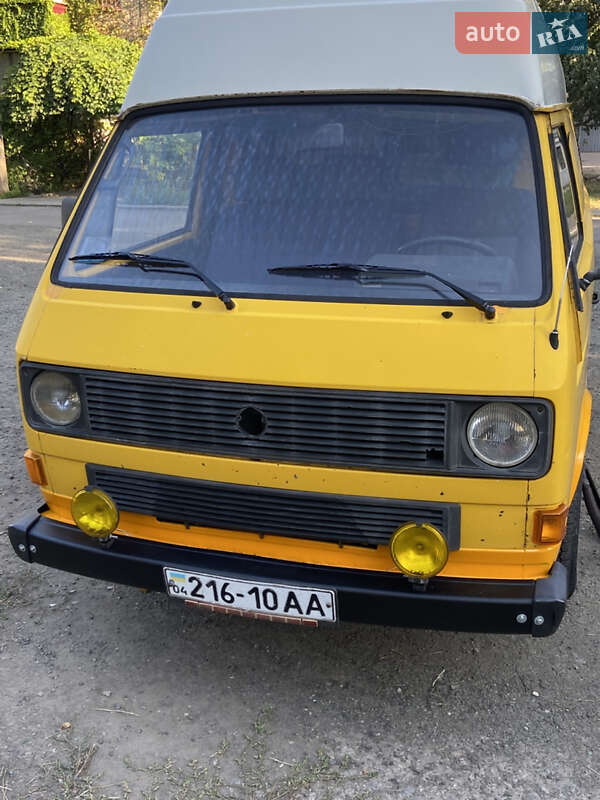 Мінівен Volkswagen Transporter 1985 в 