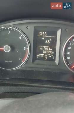 Грузовой фургон Volkswagen Transporter 2014 в 