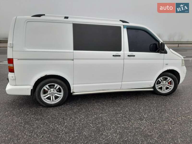 Минивэн Volkswagen Transporter 2005 в Ананьеве