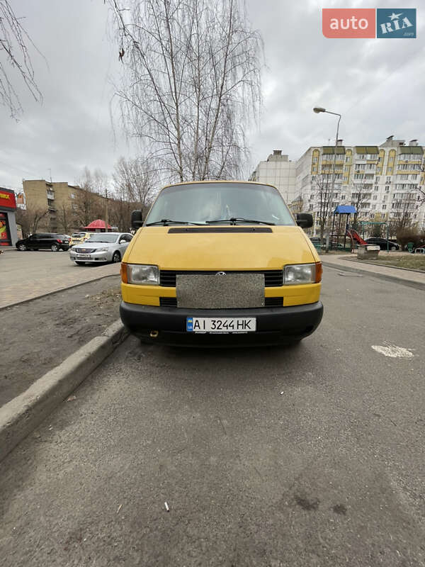 Минивэн Volkswagen Transporter 2003 в 