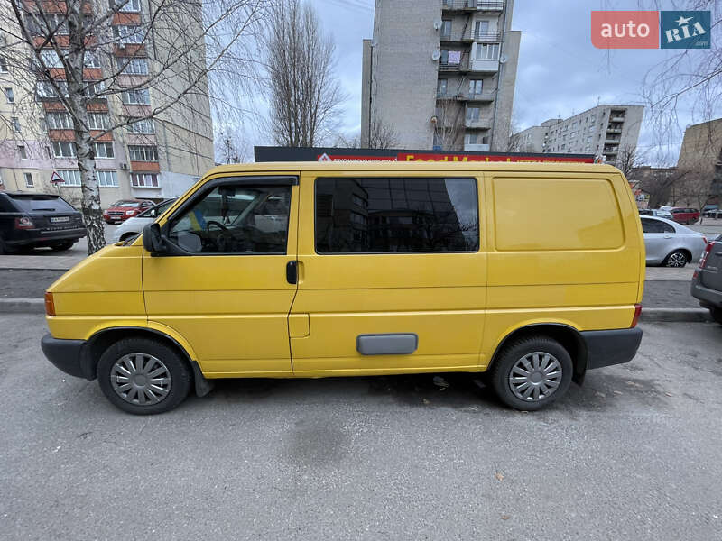 Минивэн Volkswagen Transporter 2003 в Киеве
