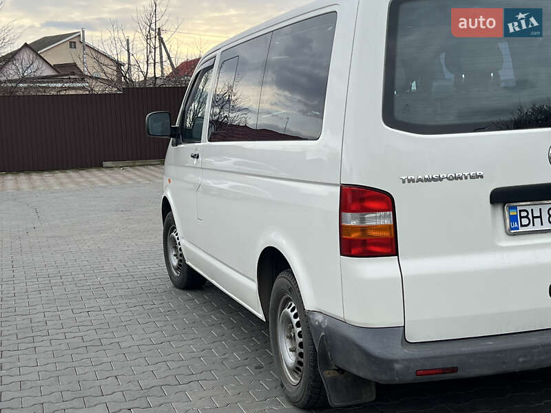 Мінівен Volkswagen Transporter 2004 в Одесі