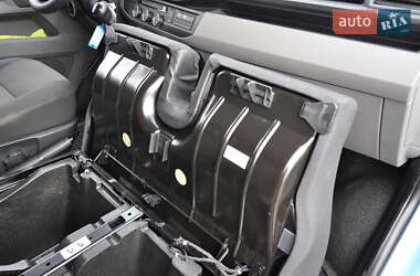Грузовой фургон Volkswagen Transporter 2021 в 