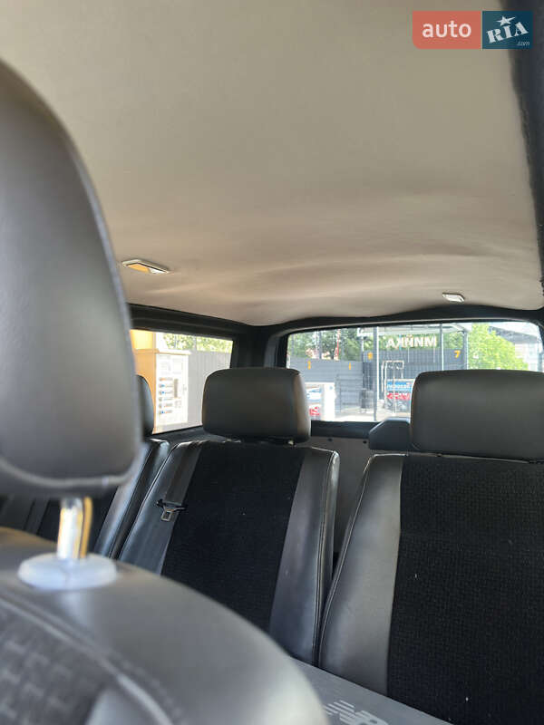 Минивэн Volkswagen Transporter 2004 в Хмельницком