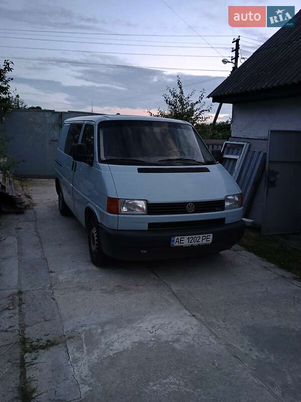 Минивэн Volkswagen Transporter 2002 в Днепре